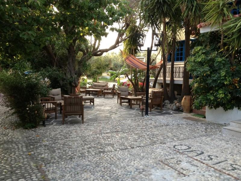 Oasis Hotel Bungalows Afandou Rhodes Extérieur photo